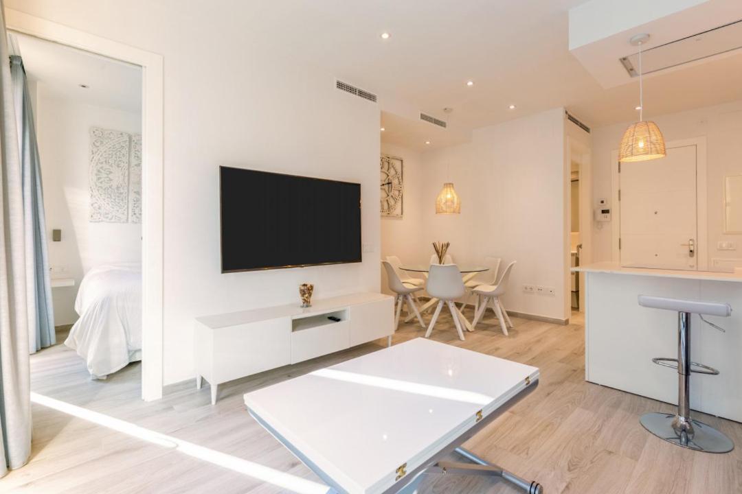 Minty Stay - Modern La Merced Malaga Exterior photo